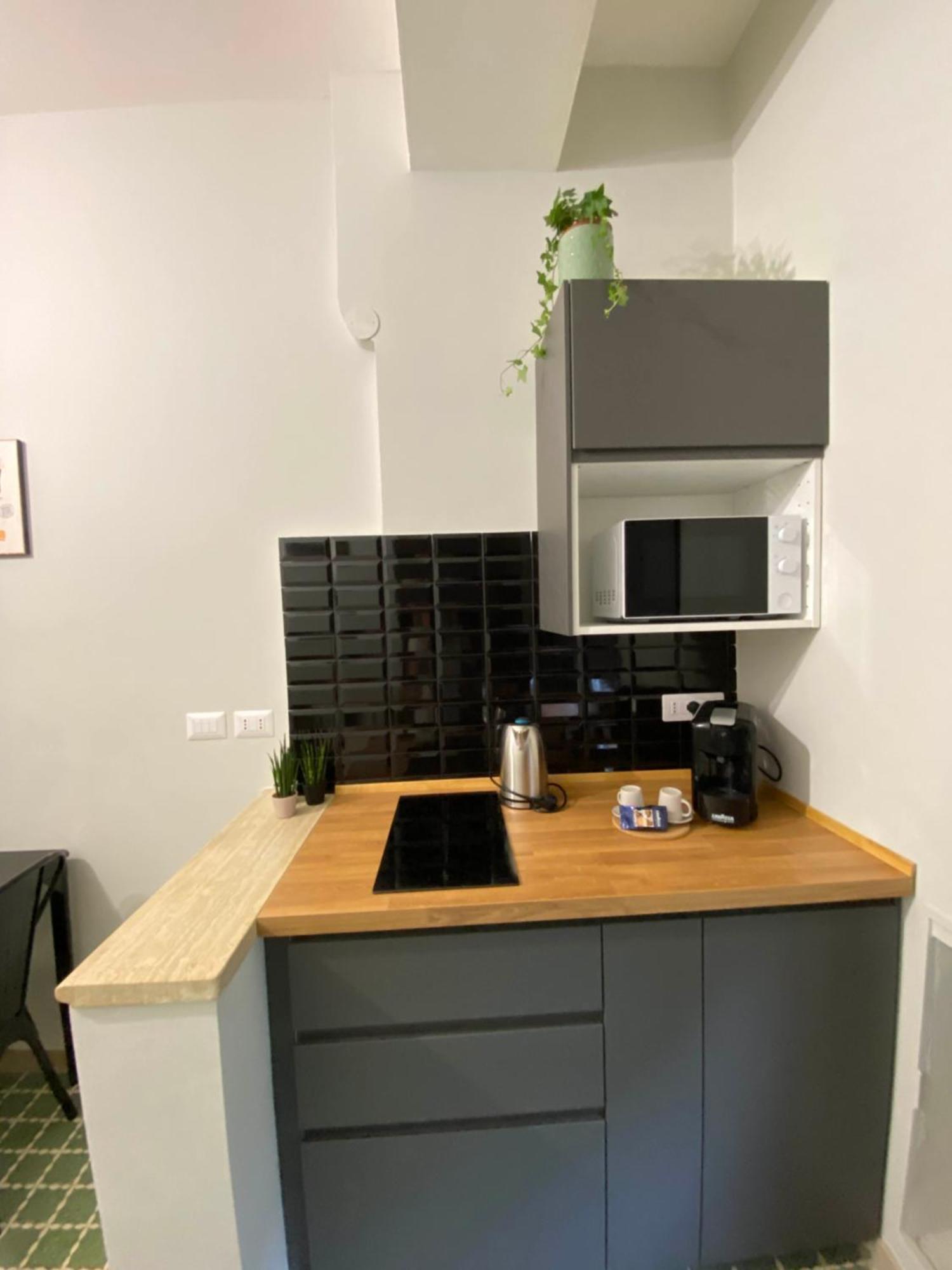 Bright Apartment Near San Pietro Рим Екстериор снимка